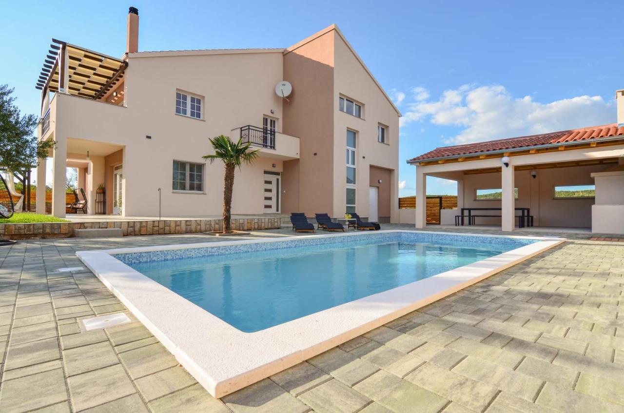 Apartment Villa Troskot พิโรวัซ ภายนอก รูปภาพ